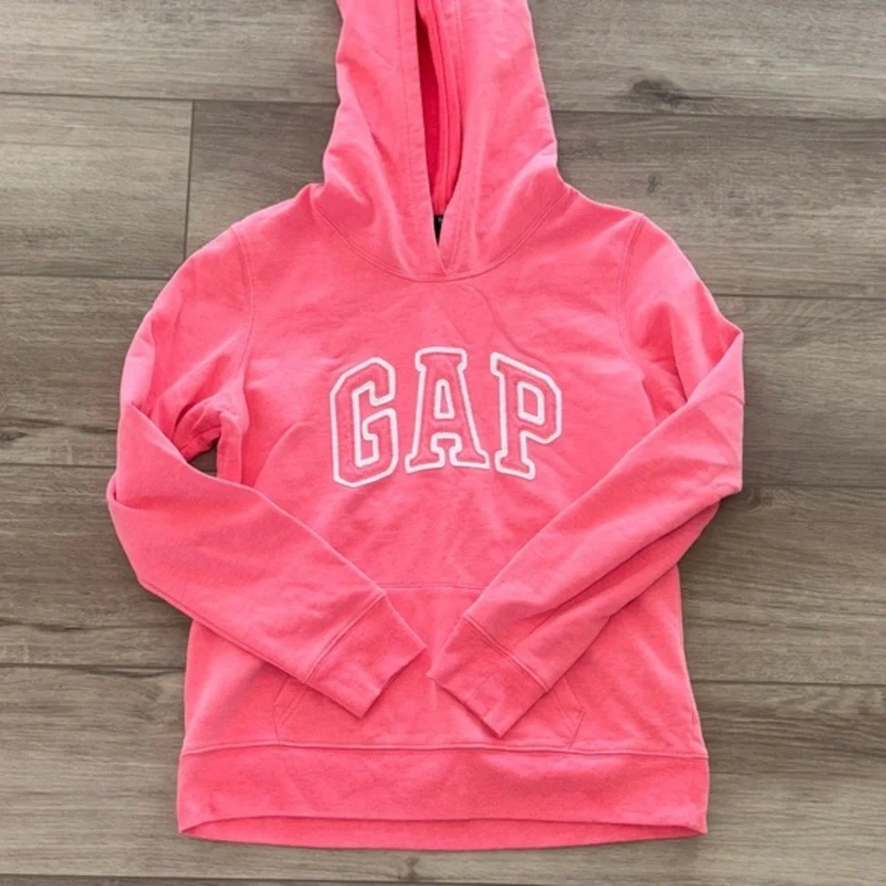GAP Vibrant Pink Pullover Hoodie girls size medium